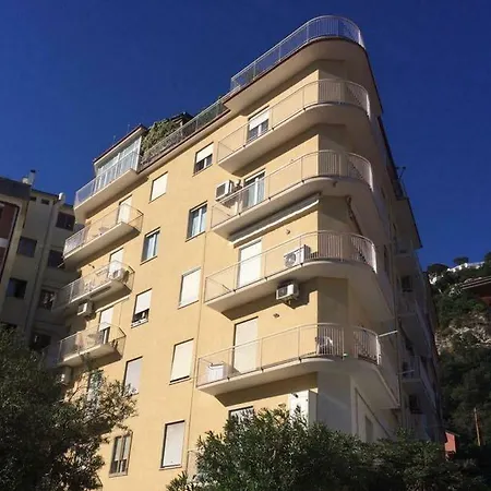 Apartamento Cafiero Azure Flat *