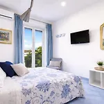 아파트 Cafiero Azure Flat *