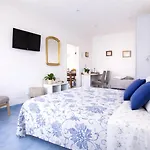 아파트 Cafiero Azure Flat *