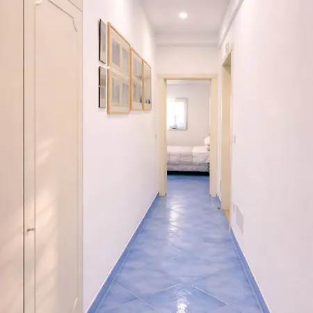 Cafiero Azure Flat 公寓 *