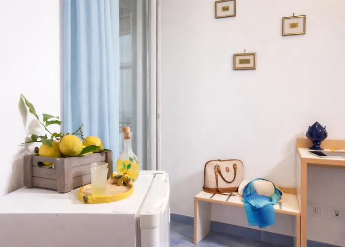 Cafiero Azure Flat